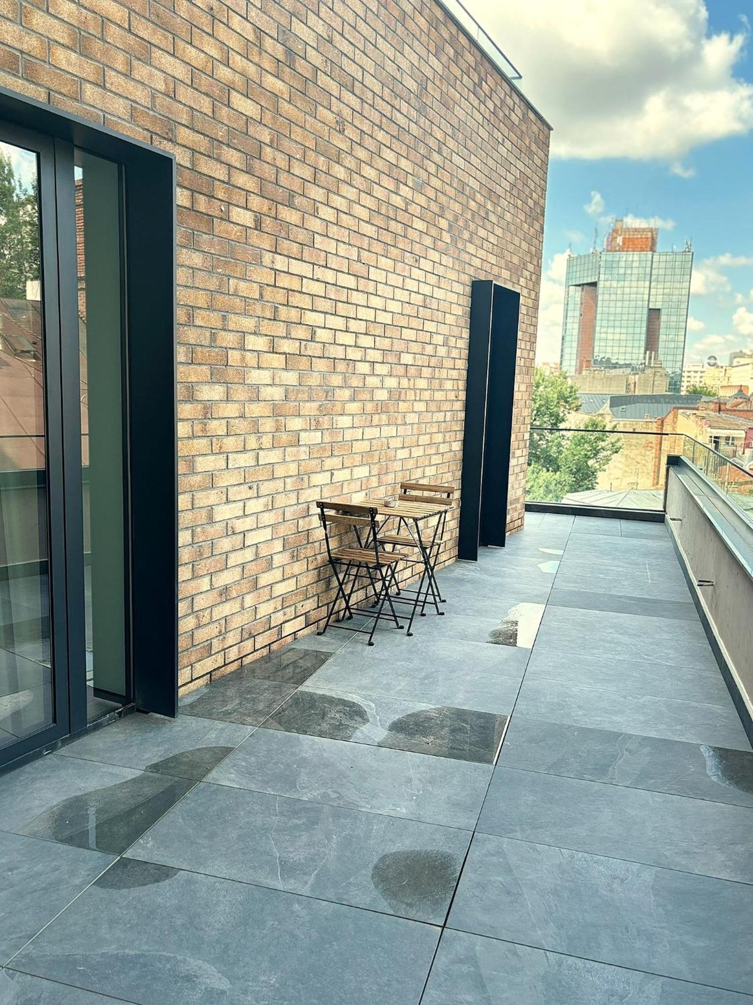 Cm111Apparthotel Bukares Bagian luar foto
