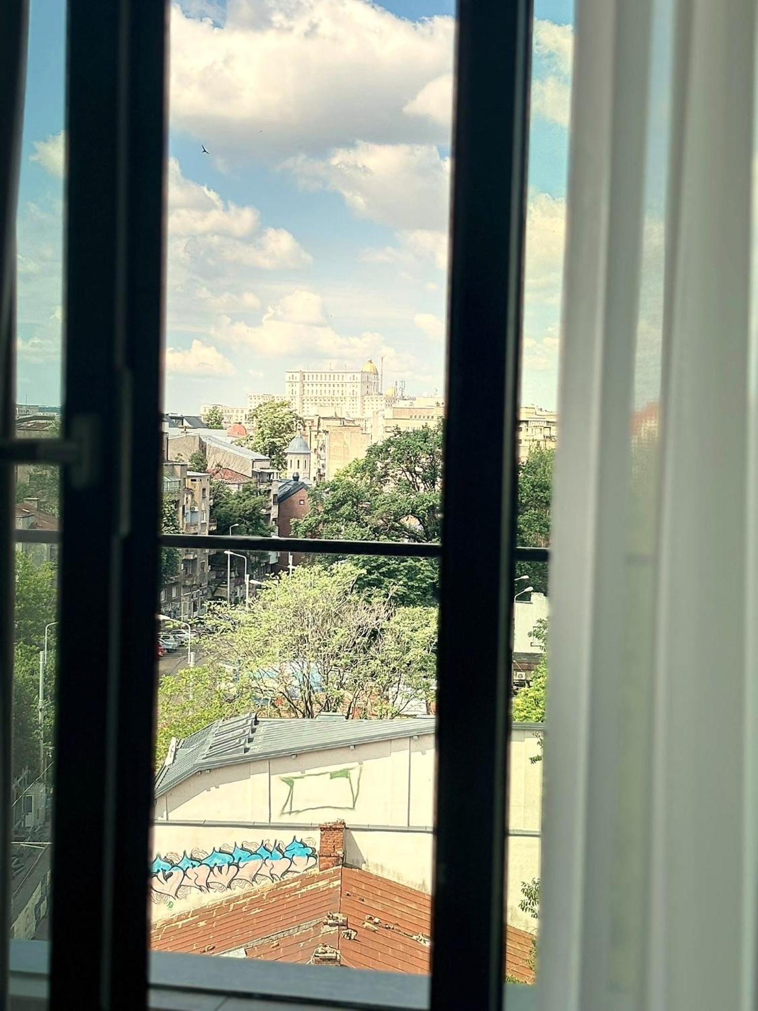 Cm111Apparthotel Bukares Bagian luar foto